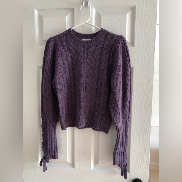 Like New Sweater from 525 America - Picture 2 of 11